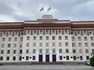 Счетной палатой Тюменской области представлены заключения на отчет об исполнении областного бюджета за первый квартал и пять законопроектов о внесении изменений в областное законодательство
