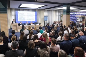 Темы молодежи и будущего обсудили на Губернаторских чтениях 